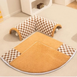 Washable Cat Tunnel Bed 2 in 1 Fun Plush Cat Tunnel Bed Plush Pet Bed with Suspension Balls Cat Hiding House Enclosed Cat Mat